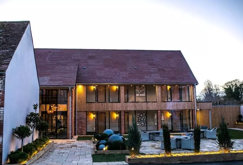 ホテル Baraset Barn