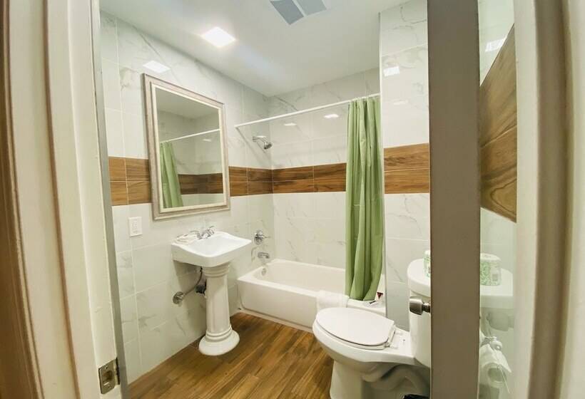 호텔 Casa Blanca Inn & Suites Whittier