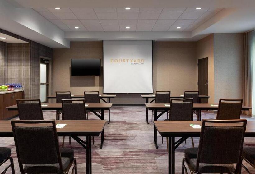 فندق Courtyard By Marriott Winter Haven