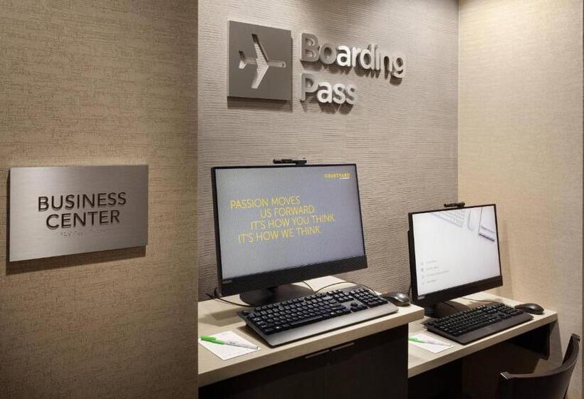 فندق Courtyard By Marriott Winter Haven