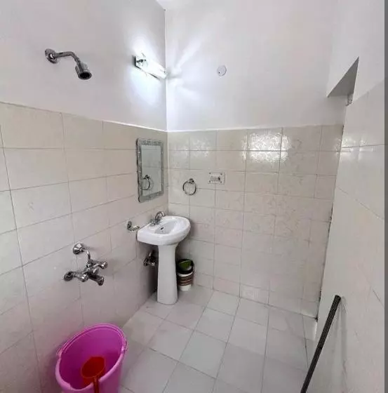 پانسیون Nilza Guest House