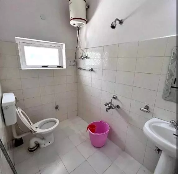 پانسیون Nilza Guest House