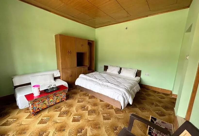 پانسیون Nilza Guest House