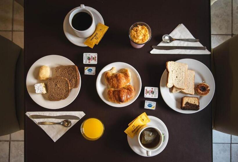 בית מלון כפרי Amado