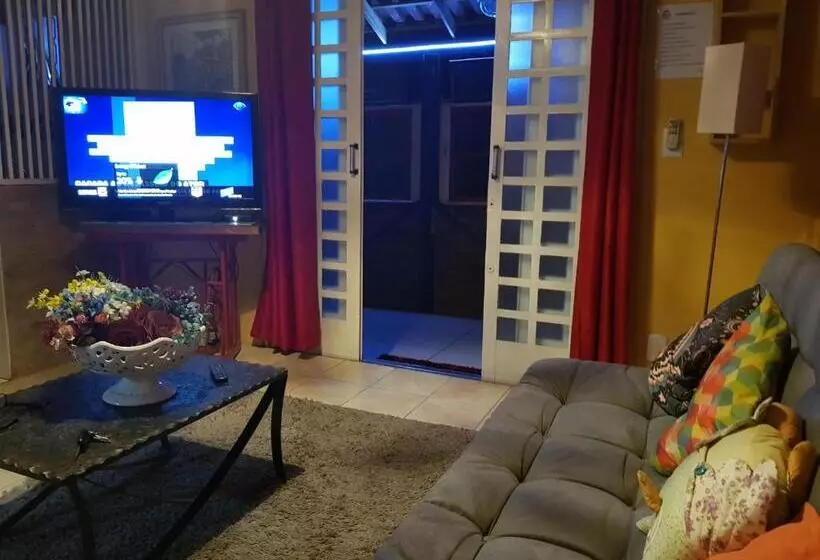 ペンション Pousada Kolonisten Haus