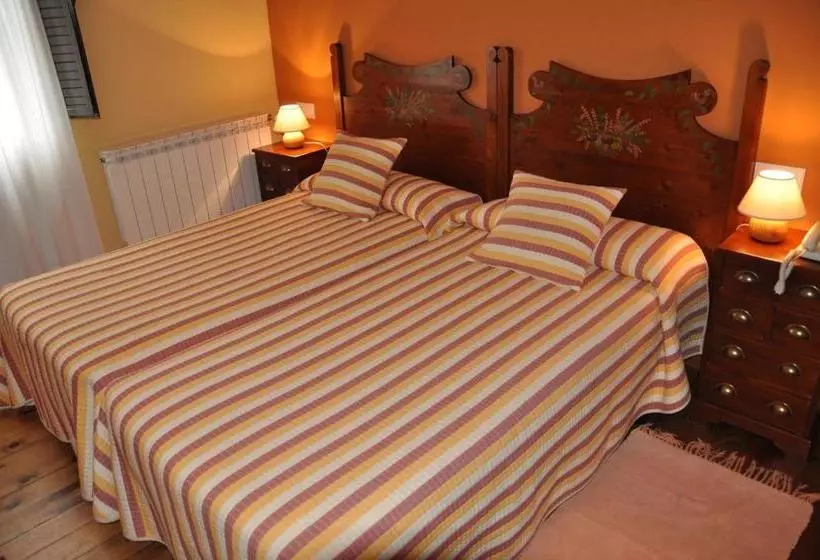 هتل Apartamentos El Meirel