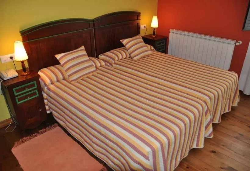 هتل Apartamentos El Meirel