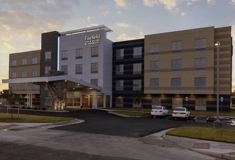 בית מלון כפרי Fairfield Inn & Suites By Marriott Fort Morgan