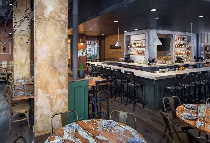 هتل Hyatt Centric Faneuil Hall Boston