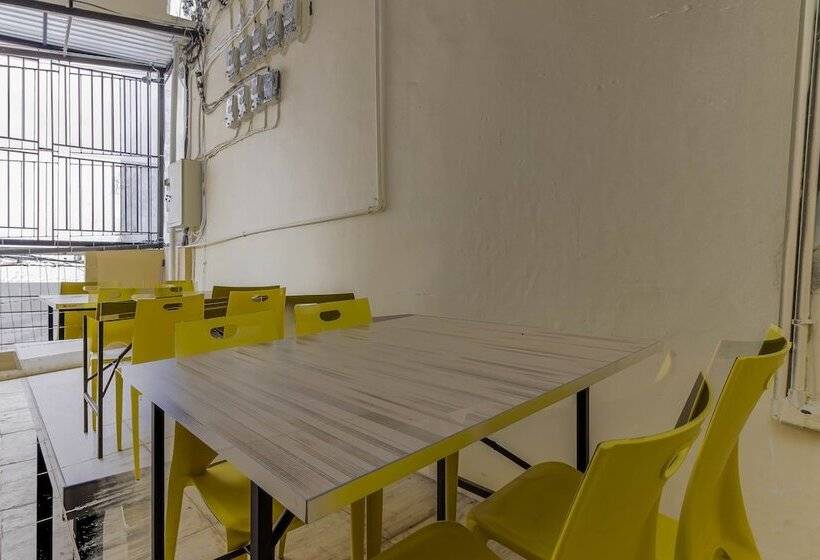 بنسيون Reddoorz At Tara Homestay Palembang