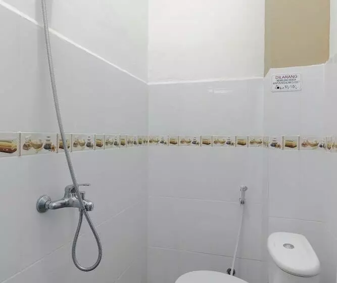 ペンション Reddoorz At Tara Homestay Palembang