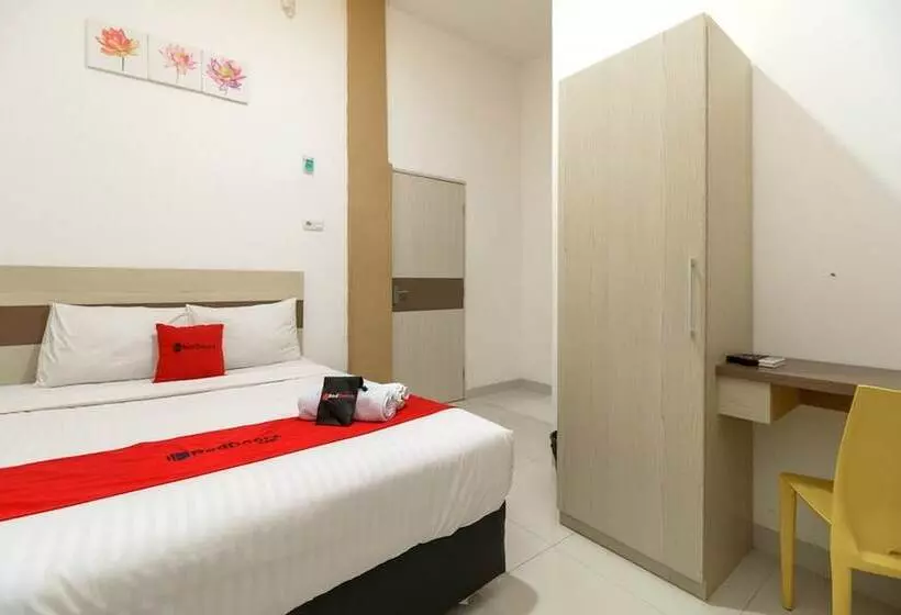 ペンション Reddoorz At Tara Homestay Palembang