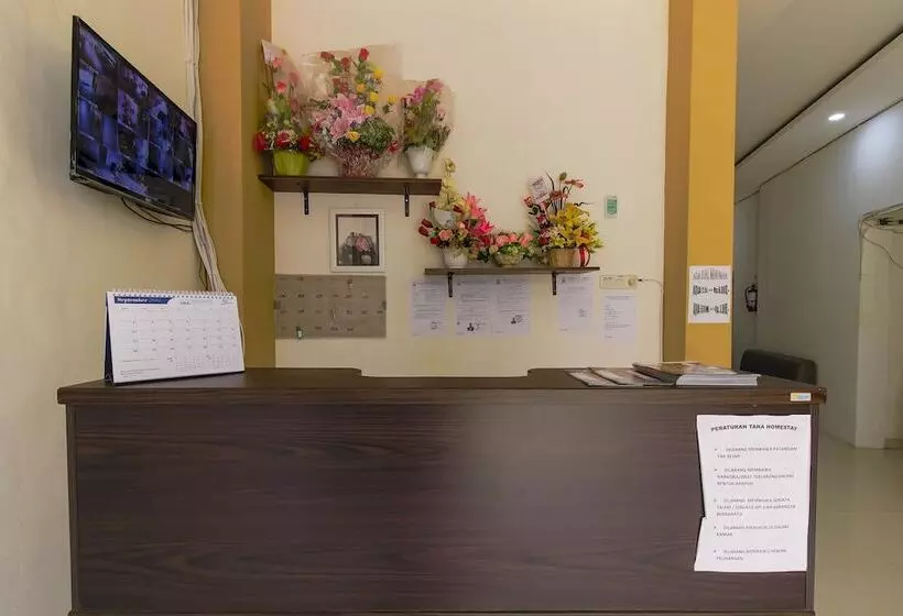 ペンション Reddoorz At Tara Homestay Palembang