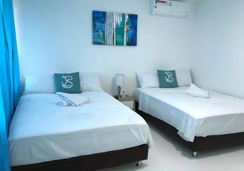 ユースホステル The Travelers Place