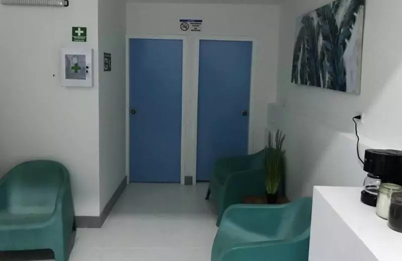 ユースホステル The Travelers Place