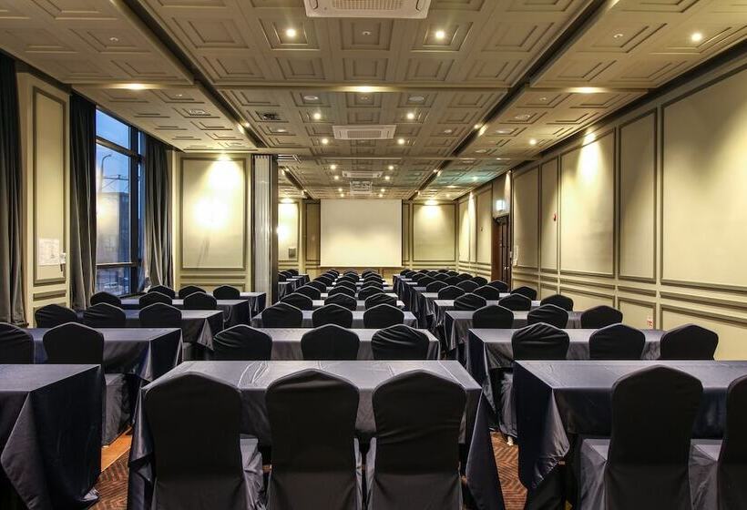 Hotel Golden Tulip Ever Yongin