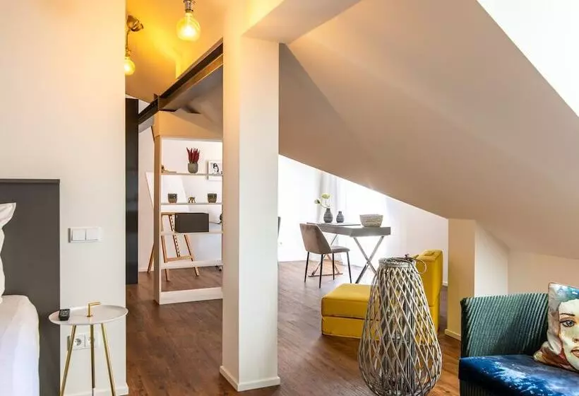 ホテル Luxstay Bad Nauheim   Self Check In