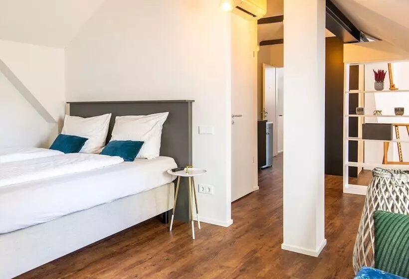 ホテル Luxstay Bad Nauheim   Self Check In