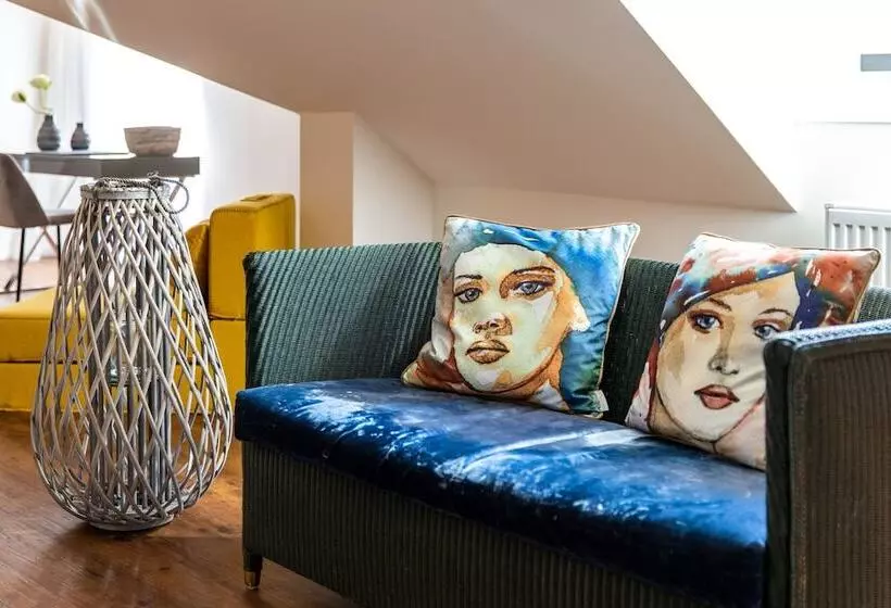 ホテル Luxstay Bad Nauheim   Self Check In