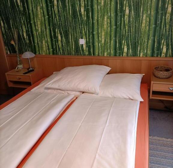 בית מלון כפרי Restaurant Babylon