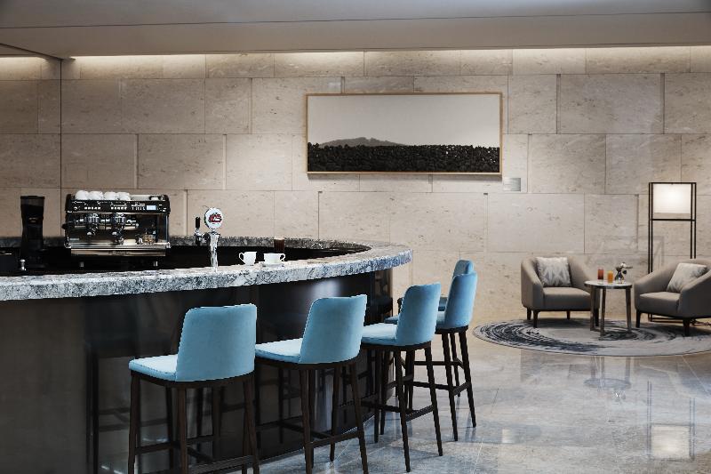 Hotel Landing Jeju Shinhwa World