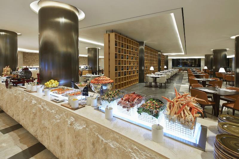 Hotel Landing Jeju Shinhwa World