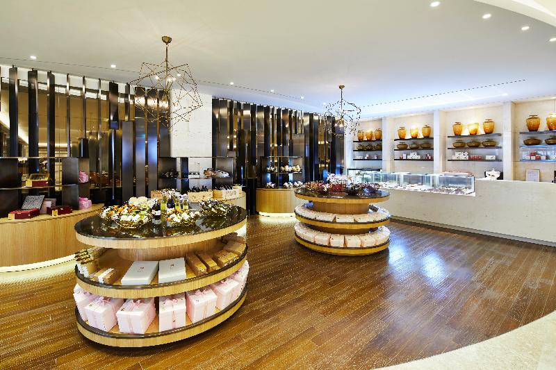 Hotel Landing Jeju Shinhwa World