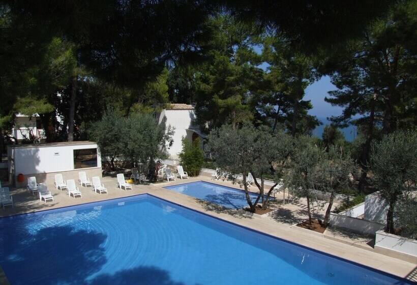 אתר נופש Villaggio Ripa