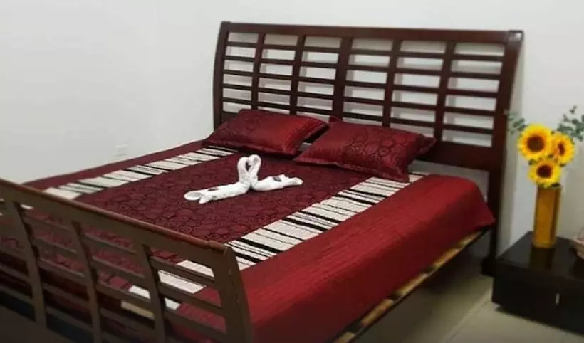 هاستل Hostal Restaurante Gulas