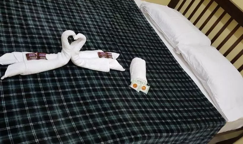 هاستل Hostal Restaurante Gulas