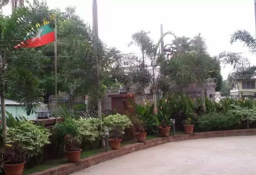 Hotel Virati