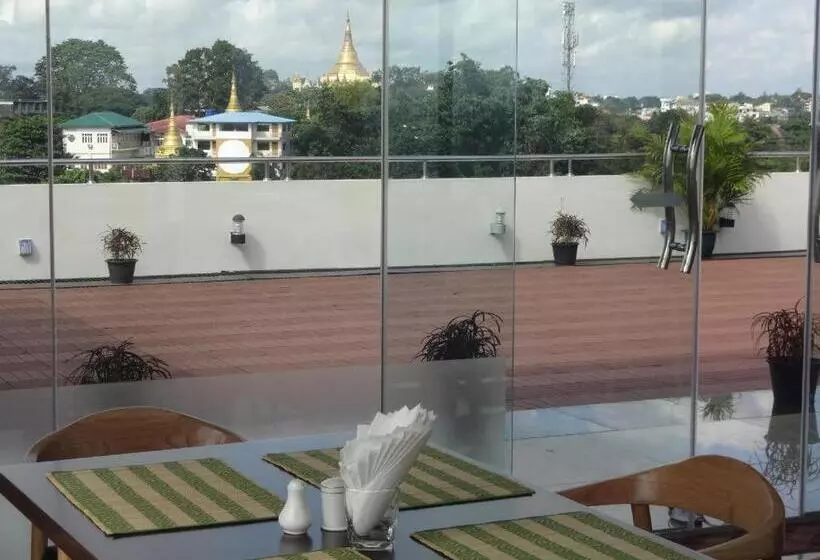 Hotel Virati