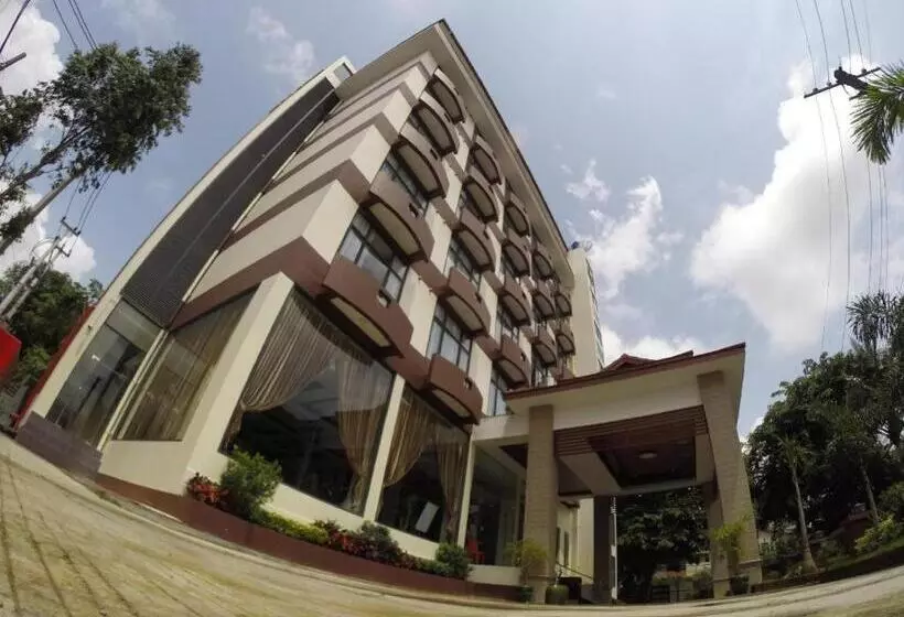 Hotel Virati