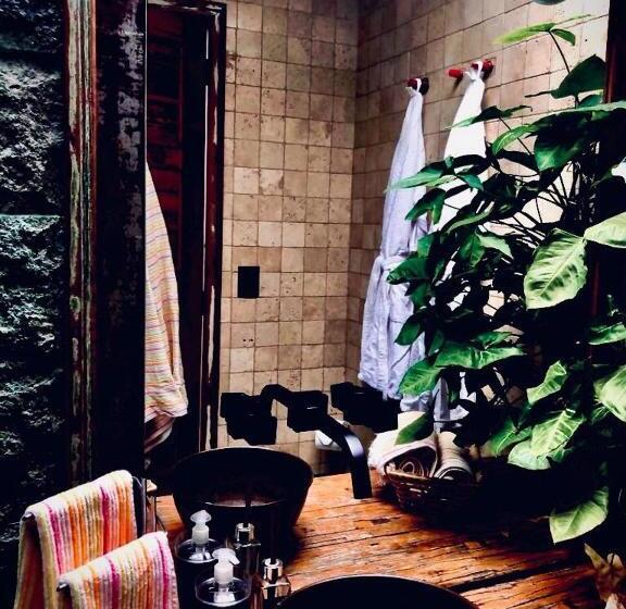 تختخواب و صبحانه Mansion Aline