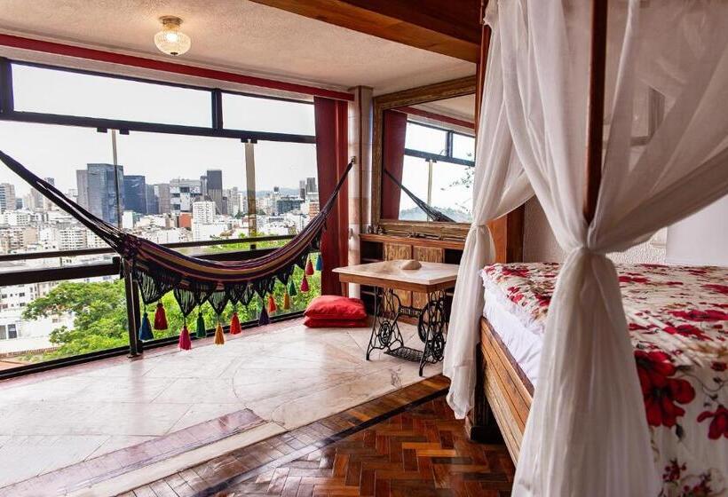 تختخواب و صبحانه Mansion Aline