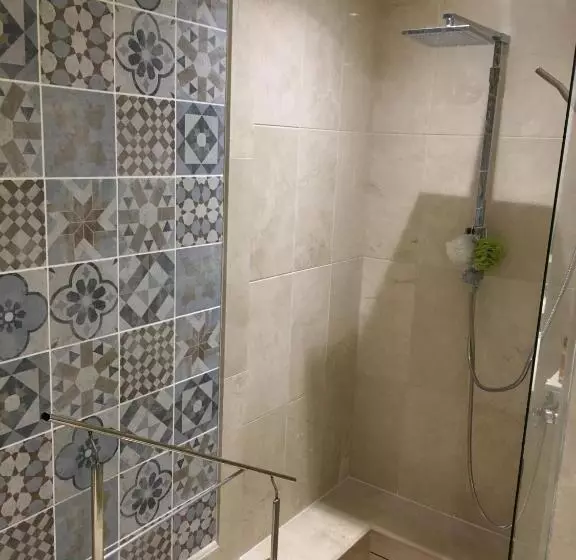 ベッドアンドブレックファースト Chambre D Hotes L Intemporelle