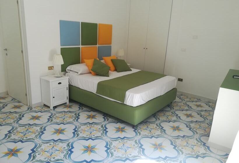 تختخواب و صبحانه Suitenapolisantalucia