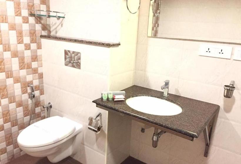 فندق Paris Presidency