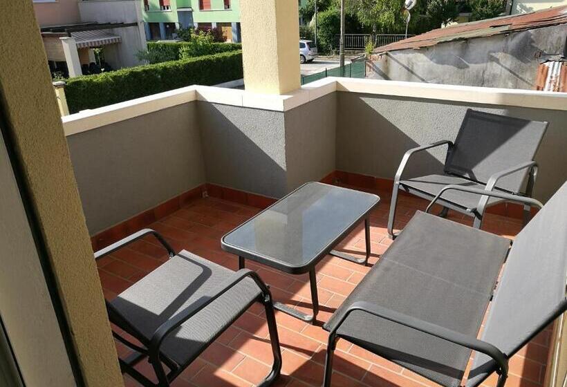 پانسیون Ca  Nadia