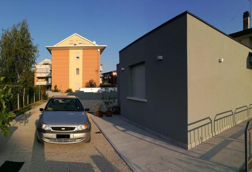 پانسیون Ca  Nadia