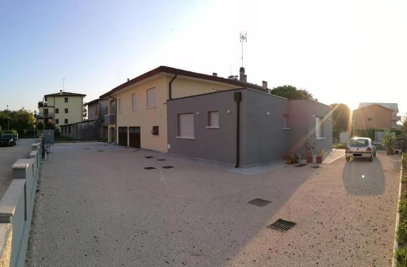 پانسیون Ca  Nadia