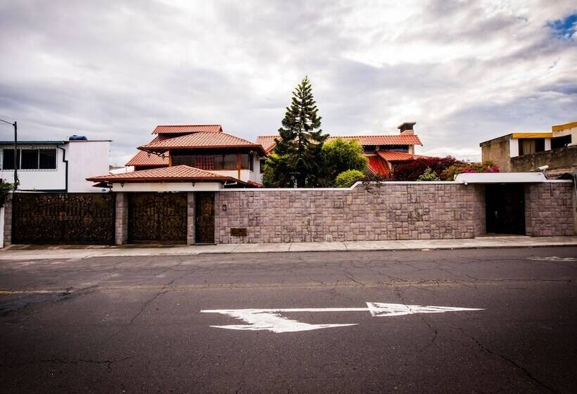 بنسيون Hostal Dulce Hogar