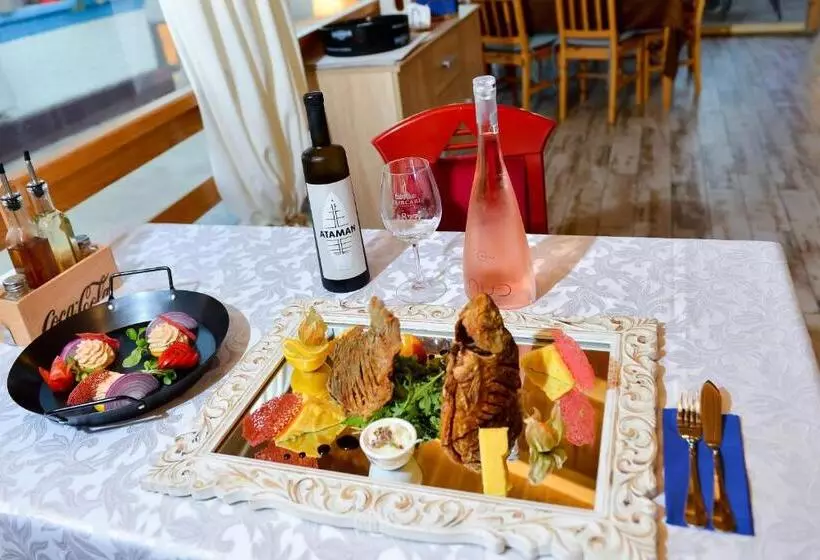هتل Complex Turistic Casa Anastasia
