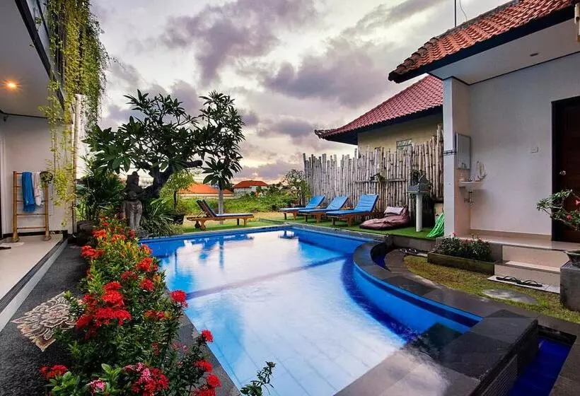 پانسیون Full Moon Guest House