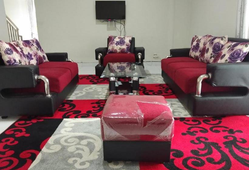 פנסיון Mandi Angin Syariah Homestay