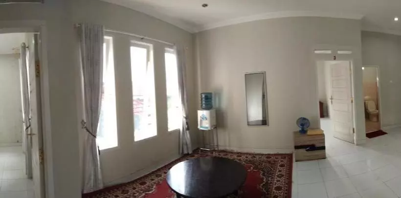 ペンション Mandi Angin Syariah Homestay