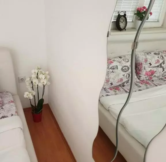 پانسیون Vila Stefanovic