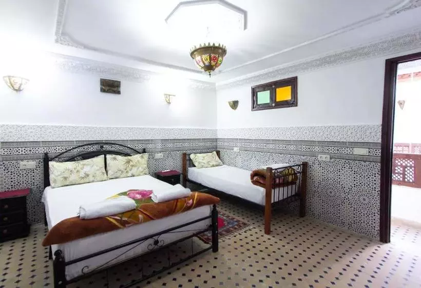 Hostel Amir