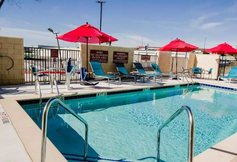 Hotelli Towneplace Suites By Marriott Temple