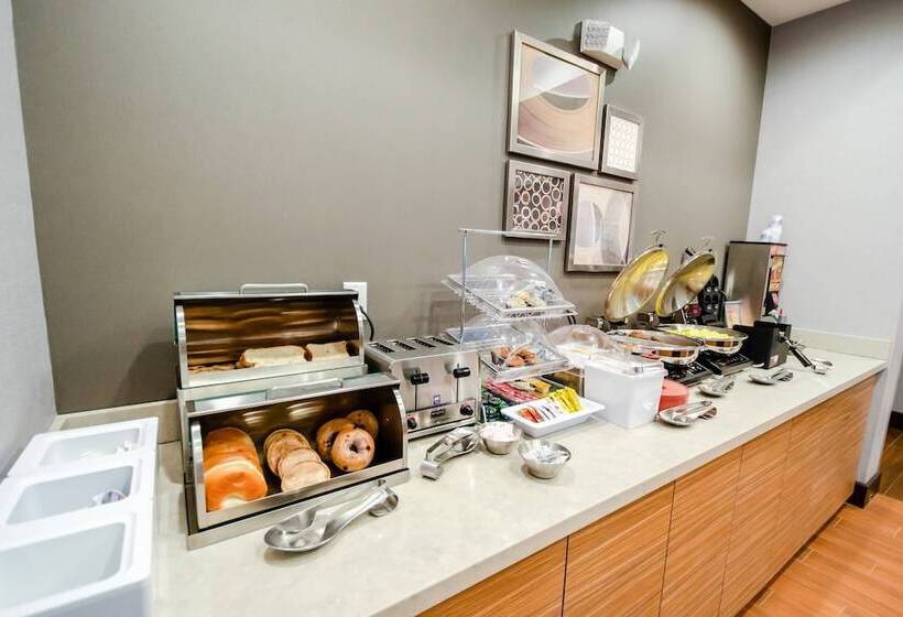 Отель Towneplace Suites By Marriott Temple